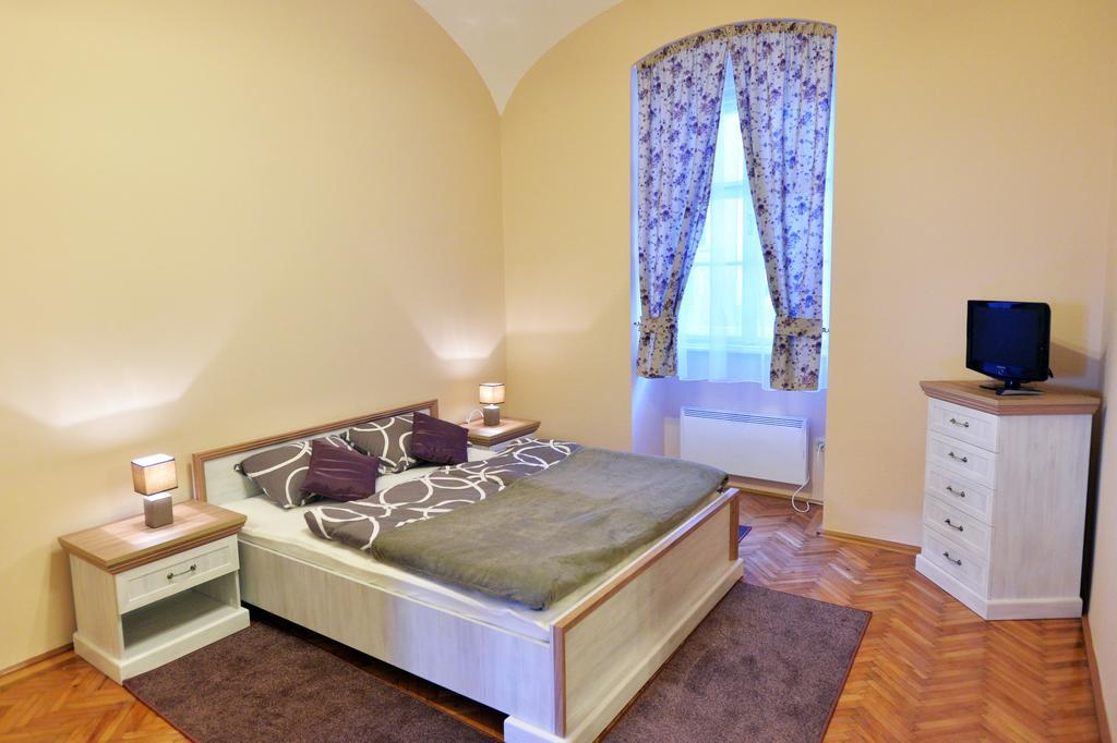 Foter Apartman เอ็กเกอร์ ภายนอก รูปภาพ