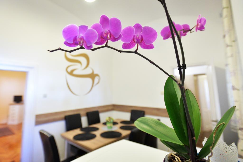 Foter Apartman เอ็กเกอร์ ภายนอก รูปภาพ