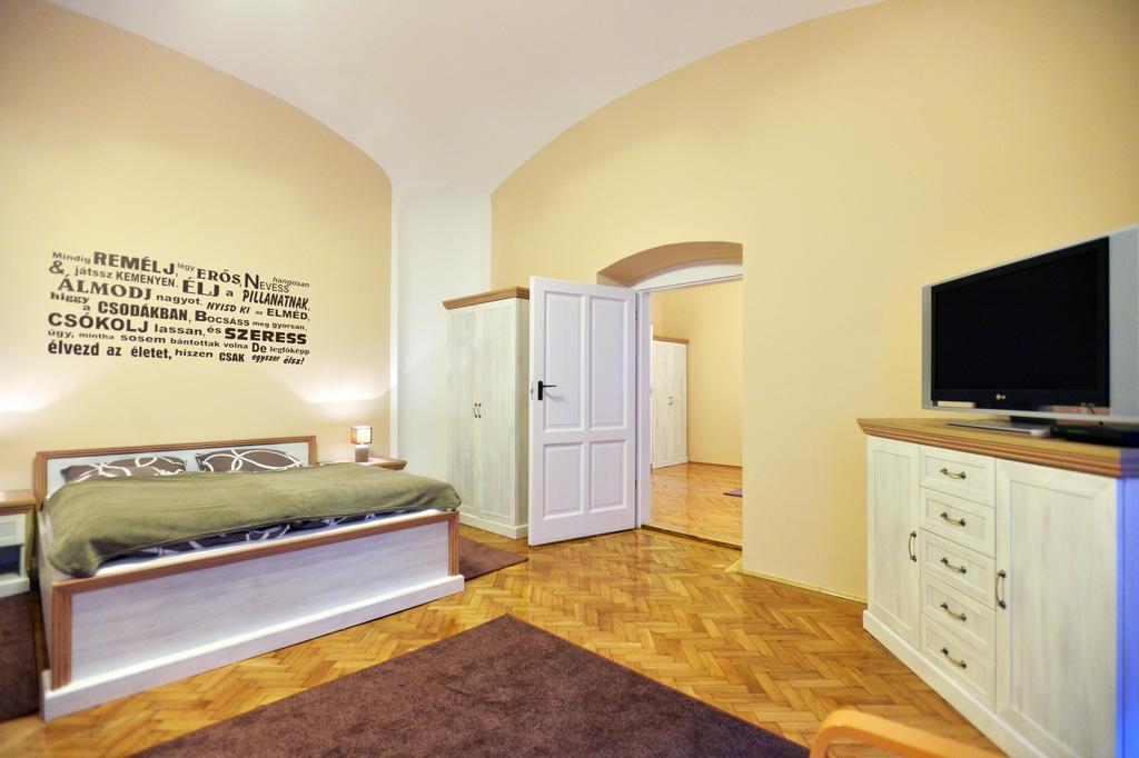 Foter Apartman เอ็กเกอร์ ภายนอก รูปภาพ
